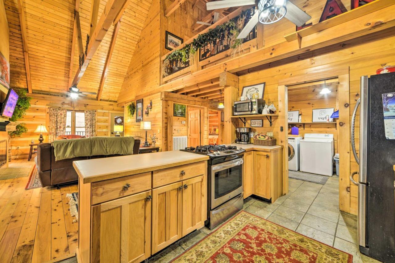 Quiet, Woodsy Retreat Deck And Kentucky Lake Access New Concord Екстер'єр фото