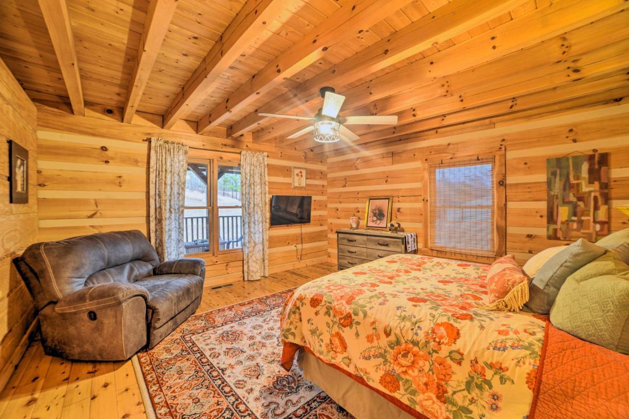 Quiet, Woodsy Retreat Deck And Kentucky Lake Access New Concord Екстер'єр фото